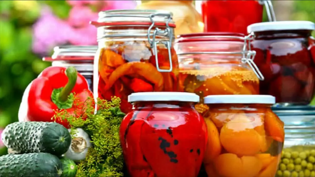 Come organizzare la dispensa per risparmiare spazio e denaro al supermercato Come organizzare la dispensa per risparmiare spazio e denaro al supermercato
