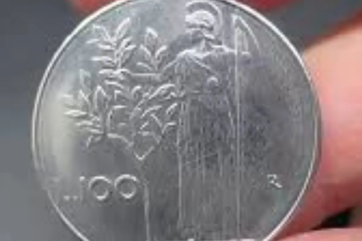 Quanto vale oggi una vecchia moneta da 100 lire? La risposta ti sorprenderà Quanto vale oggi una vecchia moneta da 100 lire? La risposta ti sorprenderà
