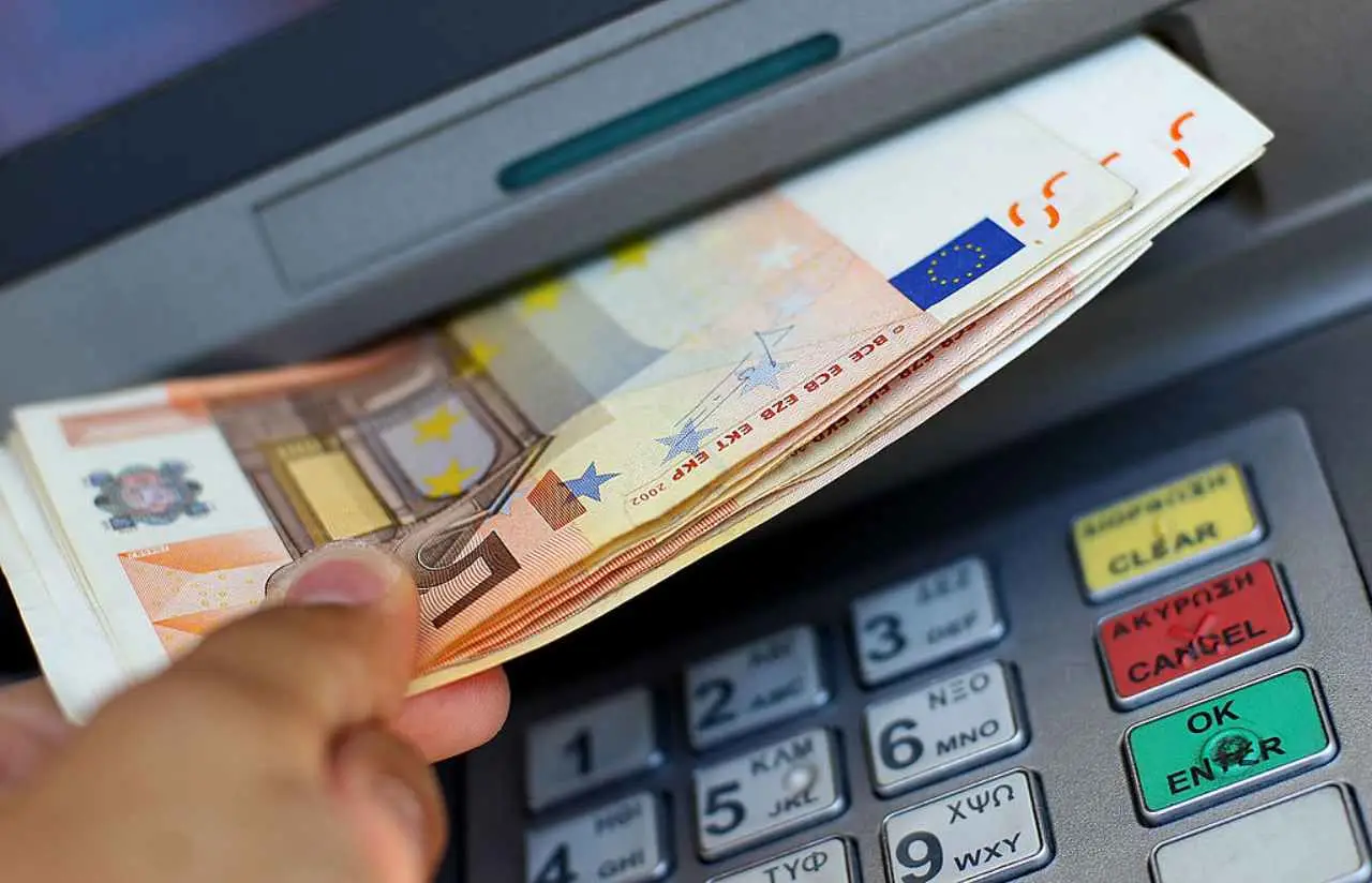 Controlli automatici sul bancomat: cosa cambia adesso per i risparmiatori