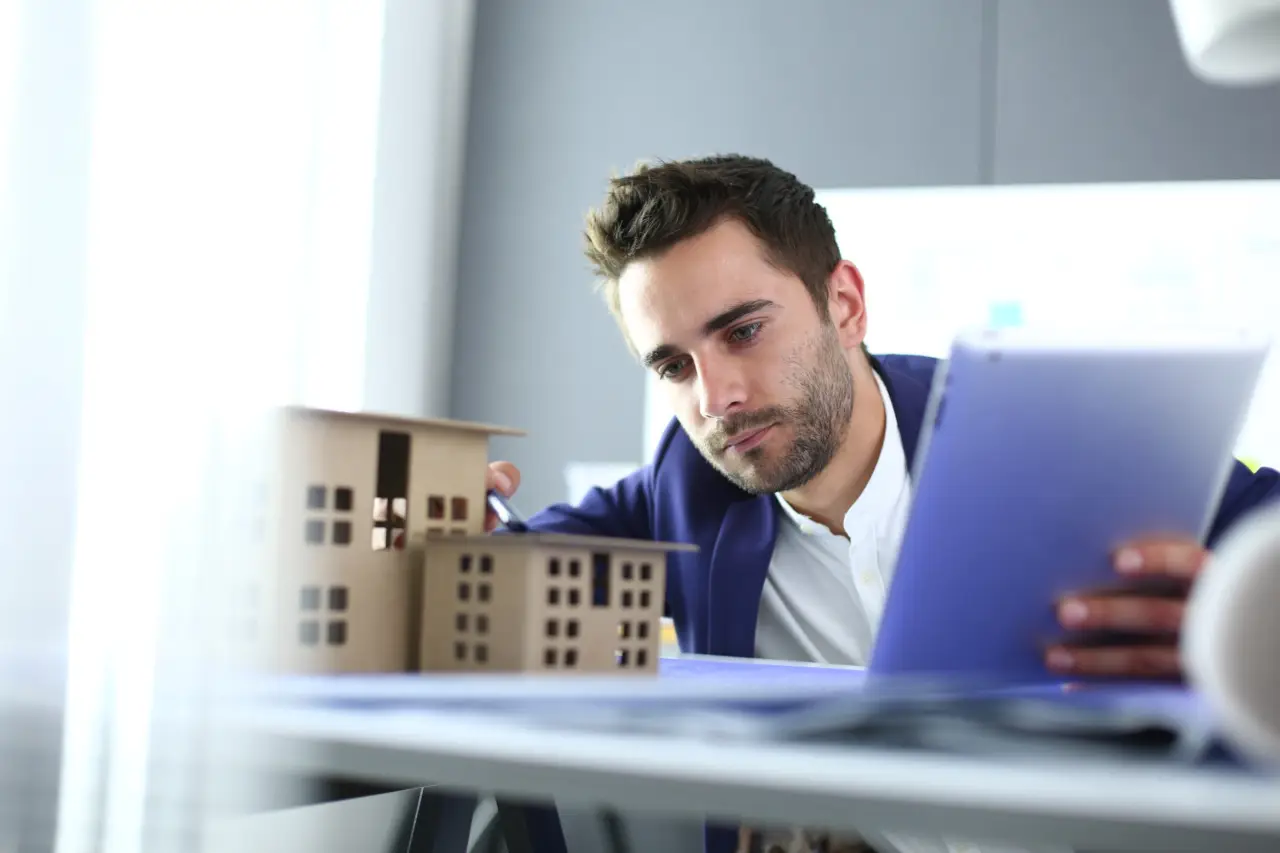 Dove lavora un architetto? Scopri gli ambienti di lavoro e le opportunità di questa professione creativa