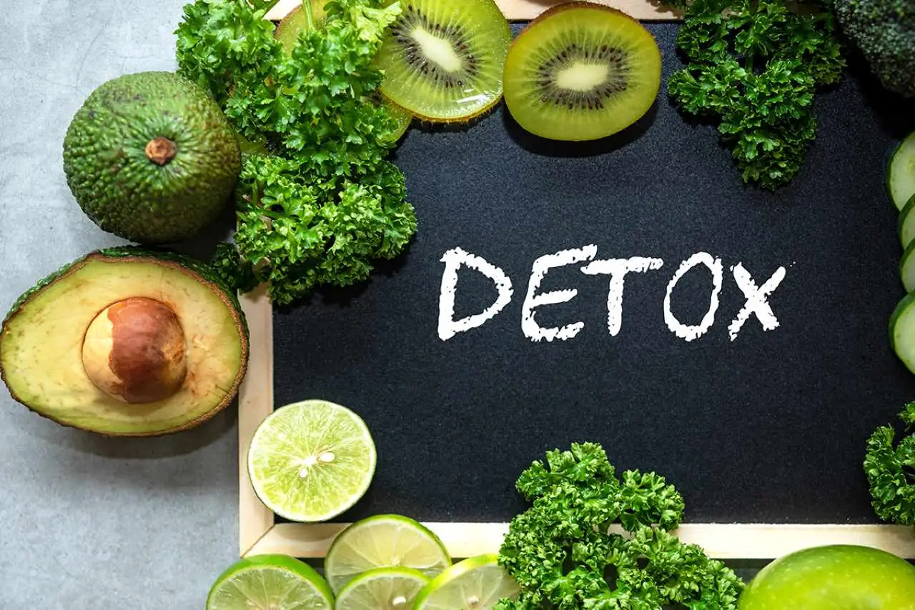 Cibi detox: cosa mangiare per depurare stomaco e intestino in modo naturale?