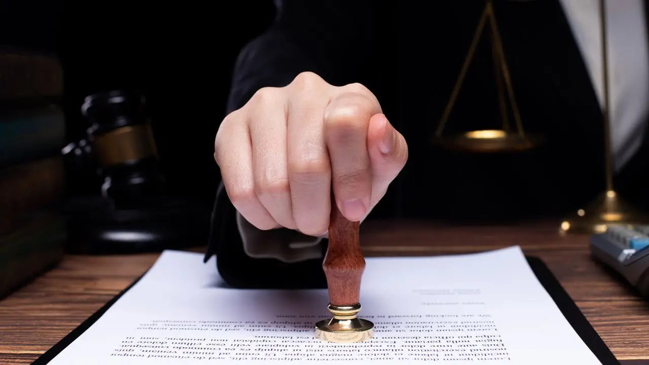 Cosa succede al conto corrente dopo un decesso? Consigli utili per tutelare i propri risparmi e semplificare la gestione per gli eredi