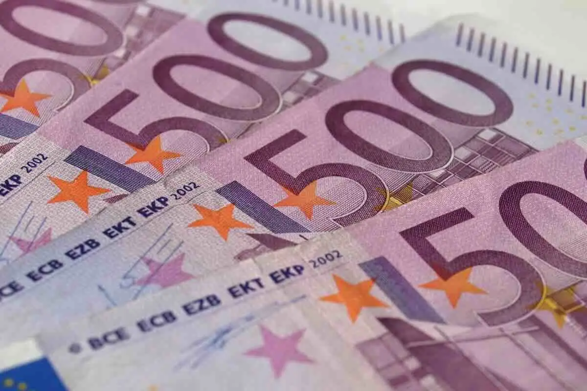 Attenzione ai bonifici superiori a 5000 euro: cosa può segnalare il fisco Attenzione ai bonifici superiori a 5000 euro: cosa può segnalare il fisco