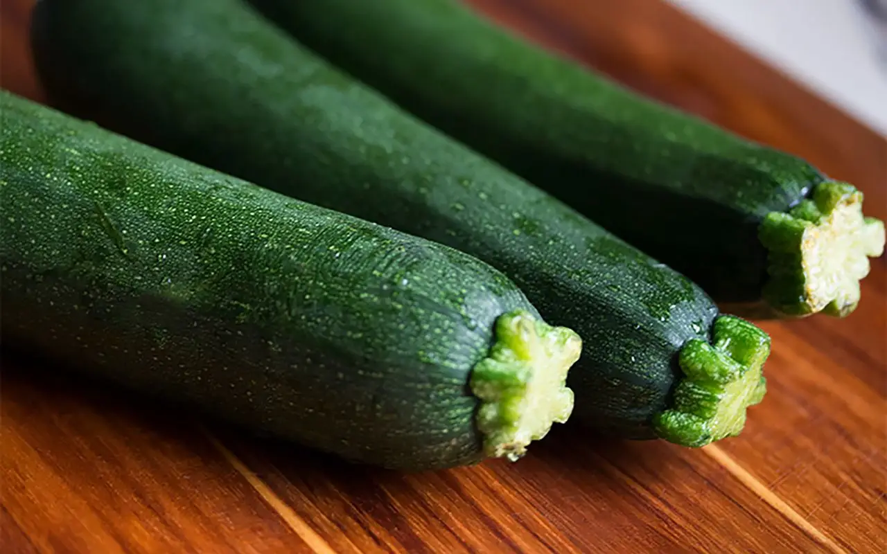 Non perdere questa tecnica tramandata: massimizza la resa delle tue zucchine in estate Non perdere questa tecnica tramandata: massimizza la resa delle tue zucchine in estate