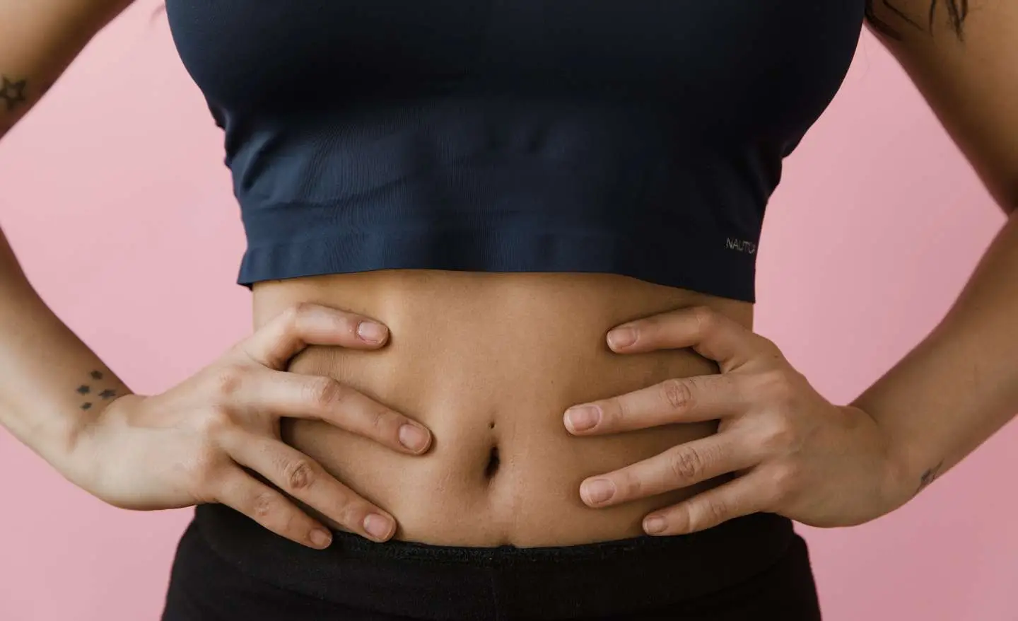 Scopri i rimedi naturali per alleviare la pancia gonfia in poche ore Scopri i rimedi naturali per alleviare la pancia gonfia in poche ore